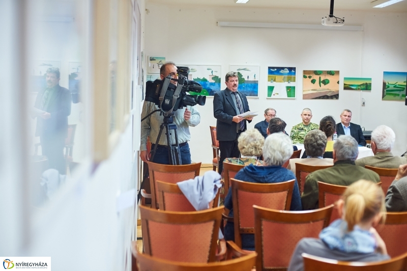 Vértes a huszárok doberdója - fotó Szarka Lajos