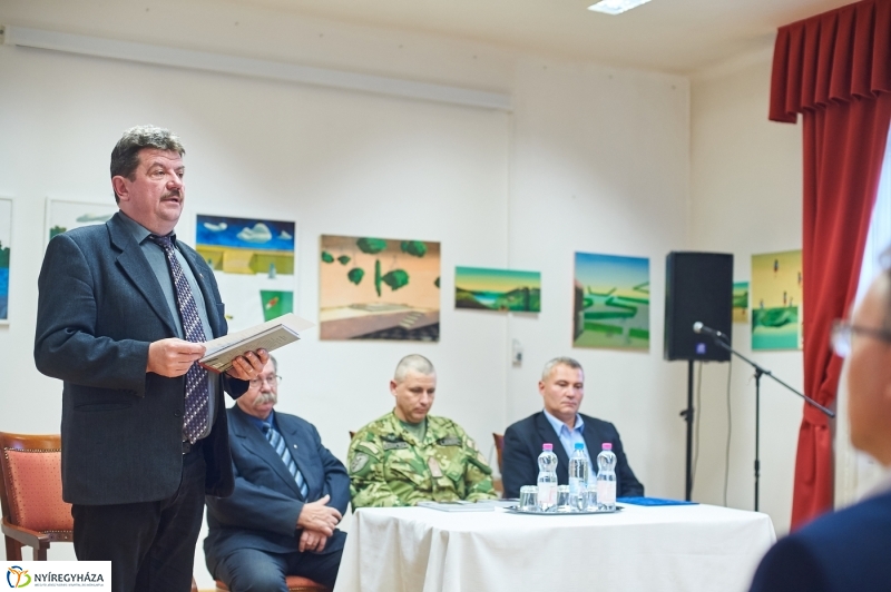 Vértes a huszárok doberdója - fotó Szarka Lajos