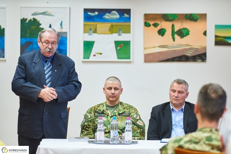 Vértes a huszárok doberdója - fotó Szarka Lajos