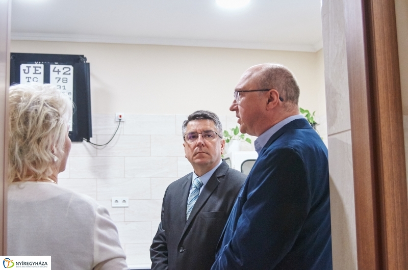 Orvosi rendelőt adtak át