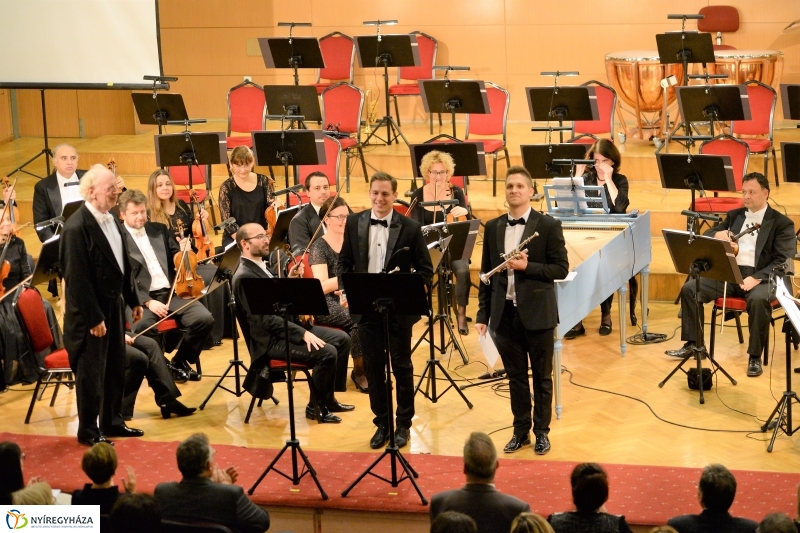 Filharmónia bérlet előadás - Szimfonikus Est - fotó Trifonov Éva