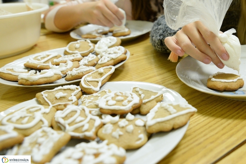 Generációs mézeskalács sütés Nyírszőlősön - fotó Trifonov Éva