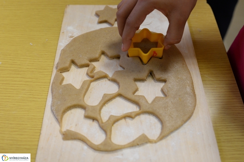 Generációs mézeskalács sütés Nyírszőlősön - fotó Trifonov Éva