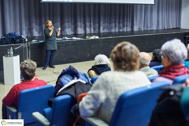 Idősek Akadémiája 20181128 - fotó Szarka Lajos