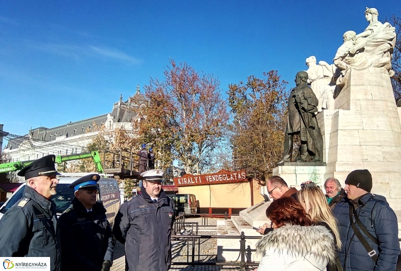 Rendőrségi tájékoztató a forgatagról