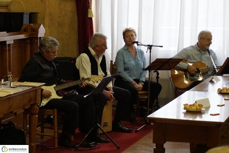 Véradó ünnepség a Megyeházán