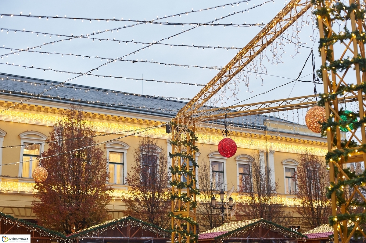 Adventi világítás tesztüzem - fotó Szarka Lajos