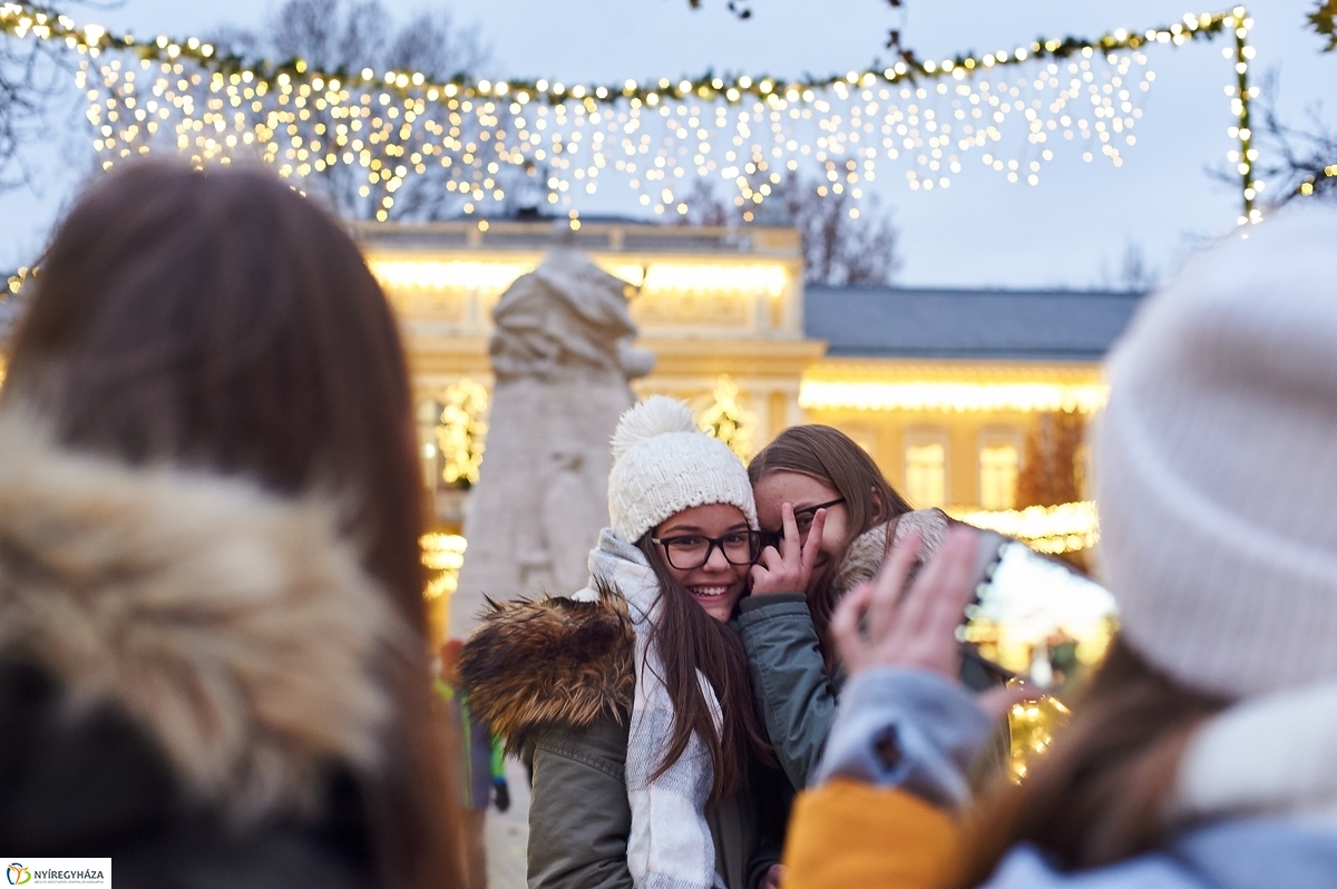 Adventi világítás tesztüzem - fotó Szarka Lajos