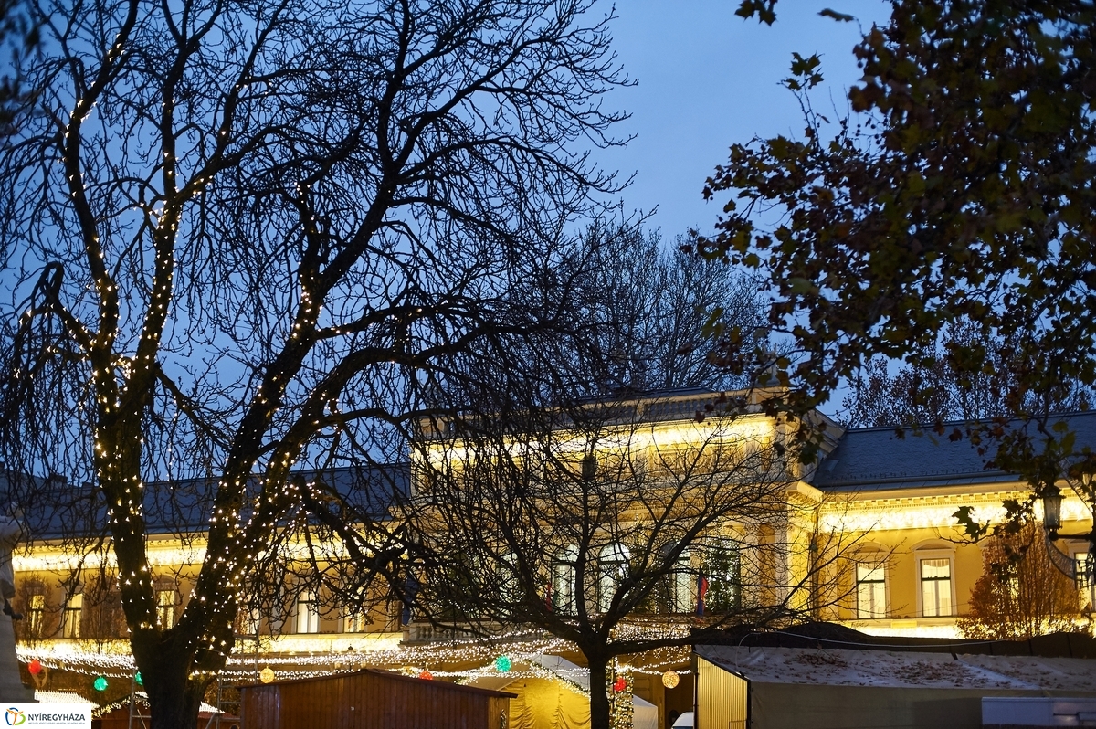 Adventi világítás tesztüzem - fotó Szarka Lajos