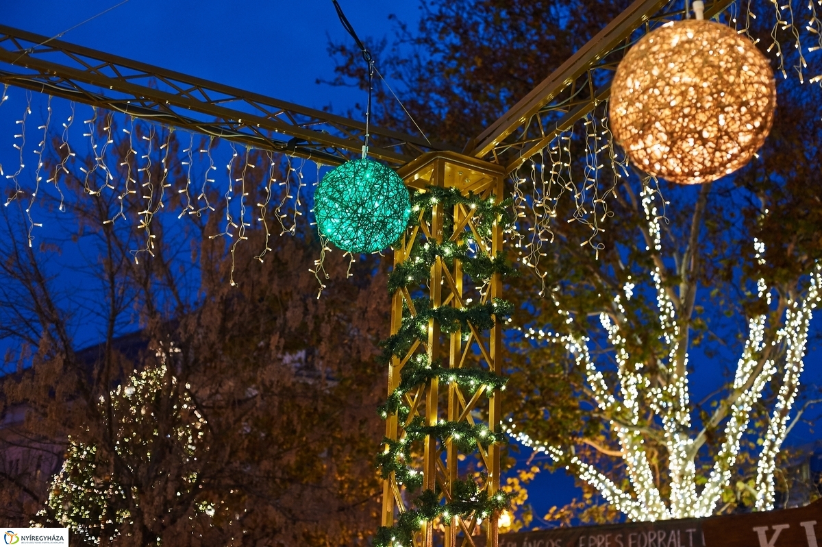 Adventi világítás tesztüzem - fotó Szarka Lajos