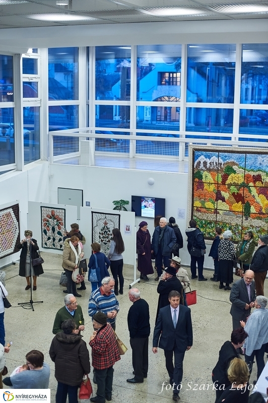 Foltvarró kiállítás a kulturális központban - fotó Szarka Lajos