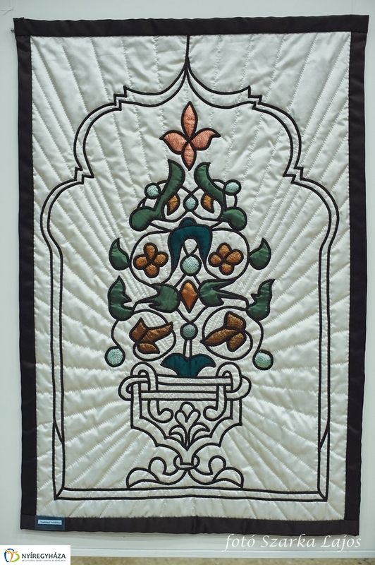 Foltvarró kiállítás a kulturális központban - fotó Szarka Lajos