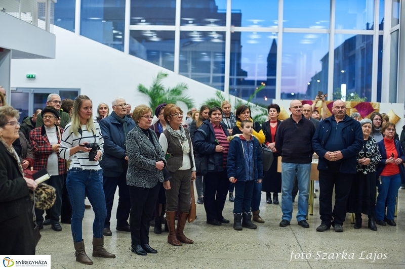 Foltvarró kiállítás a kulturális központban - fotó Szarka Lajos