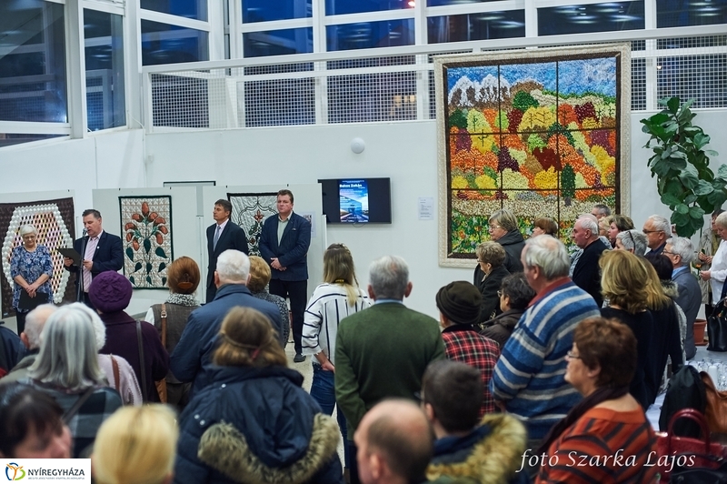 Foltvarró kiállítás a kulturális központban - fotó Szarka Lajos