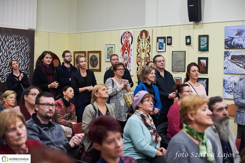 Átutazók - fotó Szarka Lajos