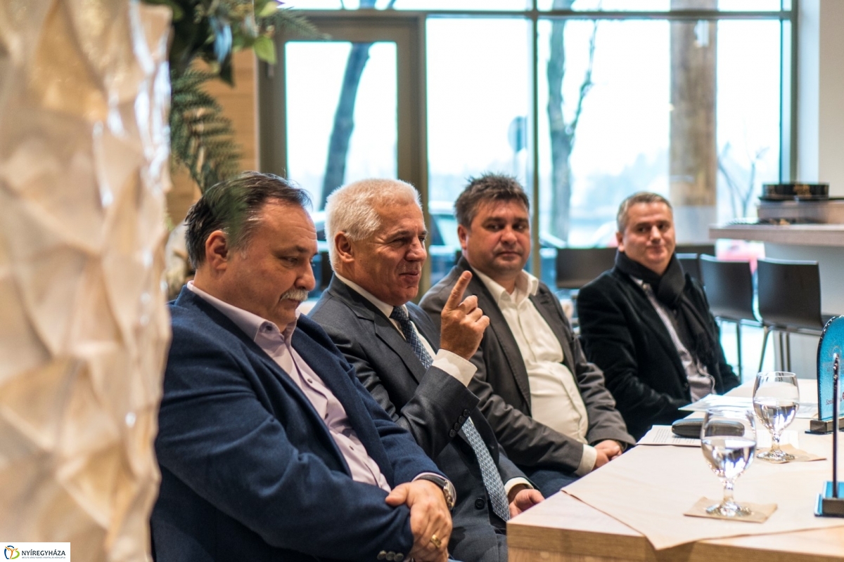 Sajtótájékoztató a turisztikai díjakról - fotó Kohut Árpád