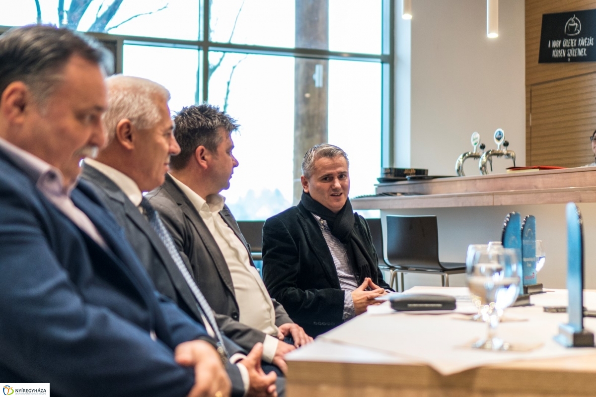 Sajtótájékoztató a turisztikai díjakról - fotó Kohut Árpád