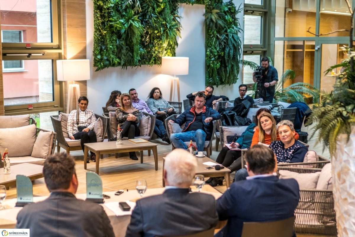 Sajtótájékoztató a turisztikai díjakról - fotó Kohut Árpád