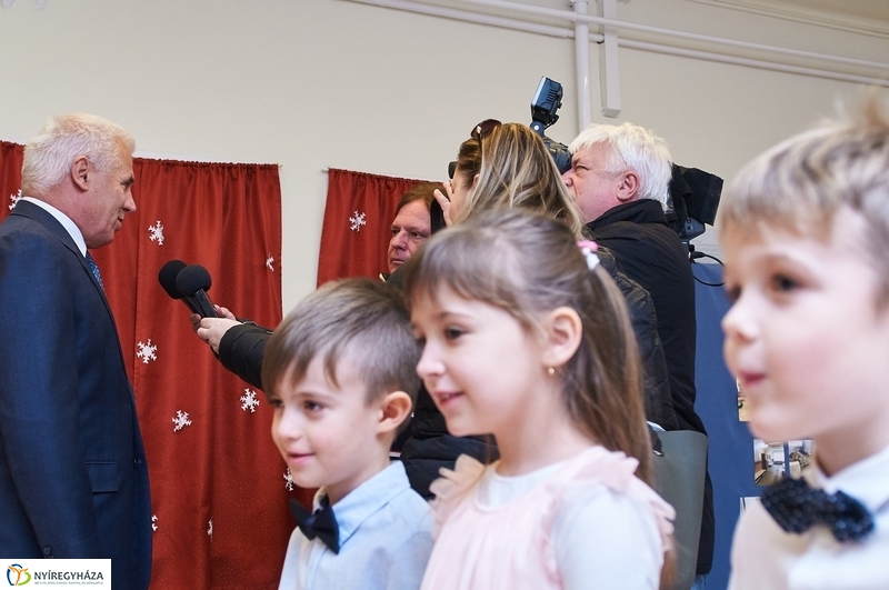 Ünnepélyes átadás a Búzaszem óvodában