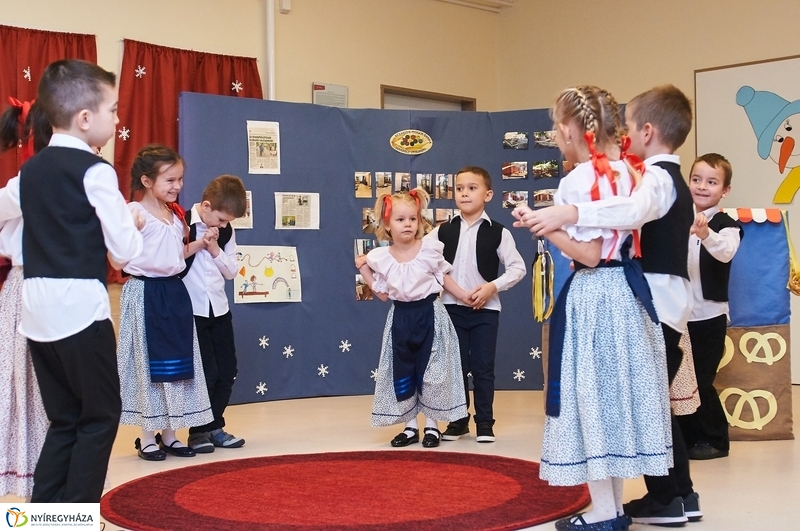 Ünnepélyes átadás a Búzaszem óvodában