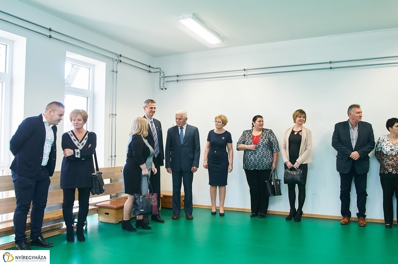 Ünnepélyes átadás a Búzaszem óvodában