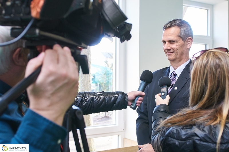 Ünnepélyes átadás a Búzaszem óvodában