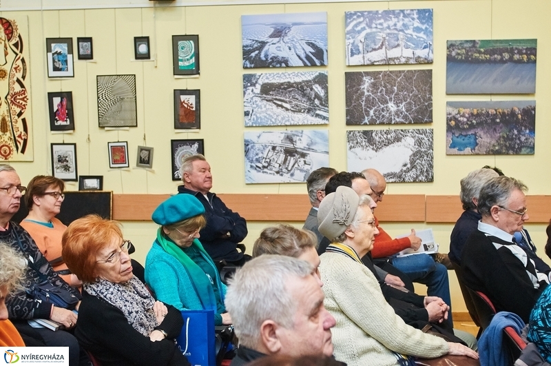 Ilyés Gábor könyvbemutatója a könyvtárban