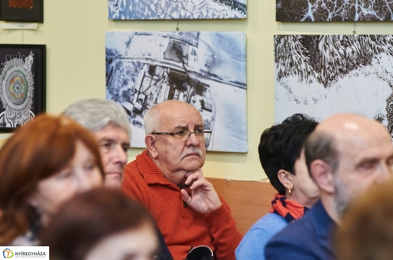 Ilyés Gábor könyvbemutatója a könyvtárban