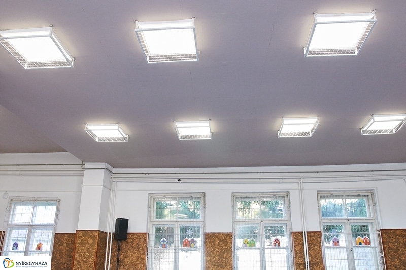 Tornaszoba átadás a rozsréti általános iskolában