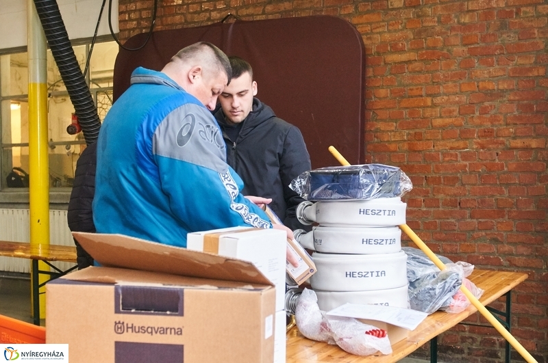 Technikai eszközök átvétele a katasztrófavédelemnél