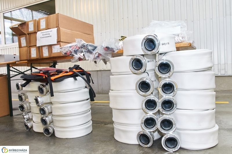 Technikai eszközök átvétele a katasztrófavédelemnél