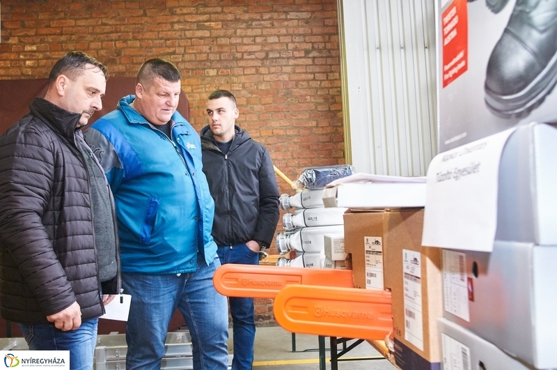 Technikai eszközök átvétele a katasztrófavédelemnél