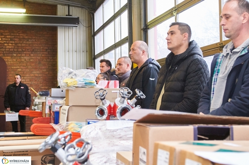 Technikai eszközök átvétele a katasztrófavédelemnél