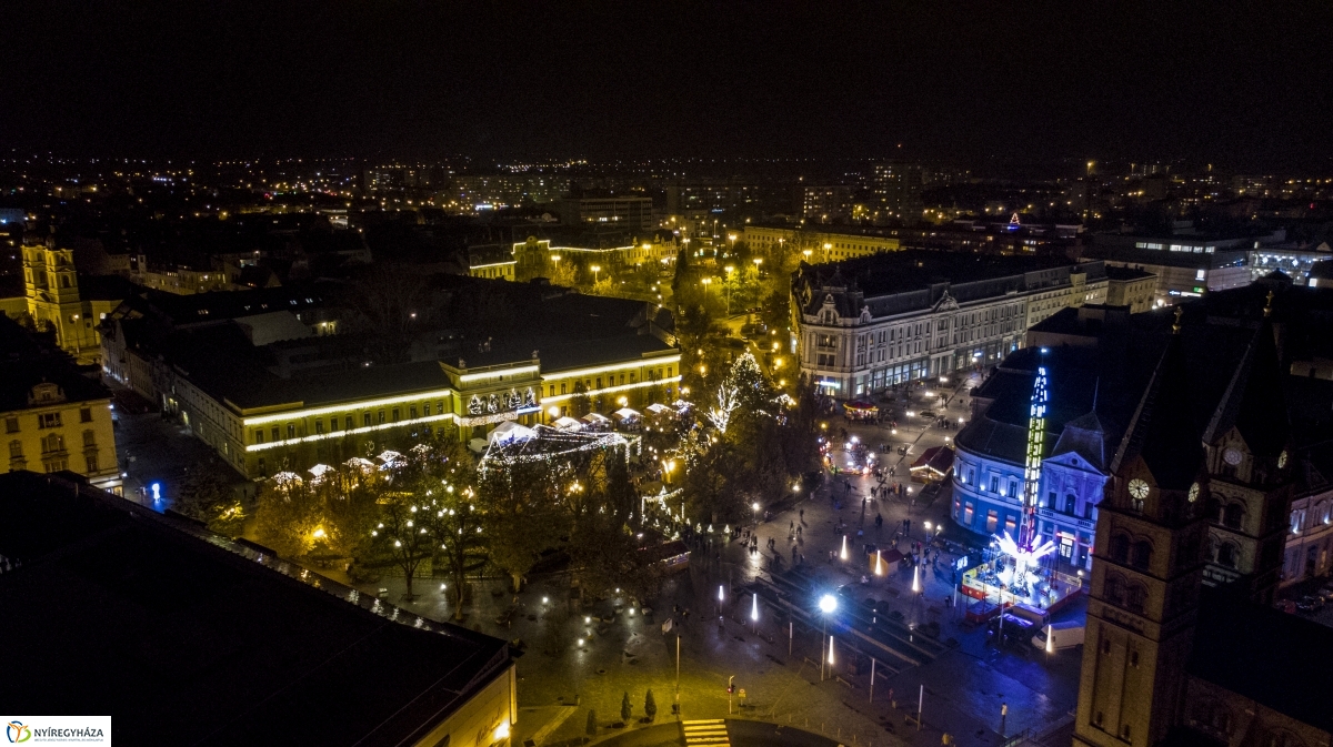 Nyíregyházi Advent a magasból - fotó Kohut Árpád