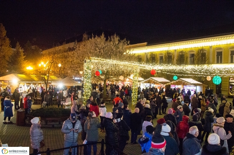 II Adventi gyertyagyújtás