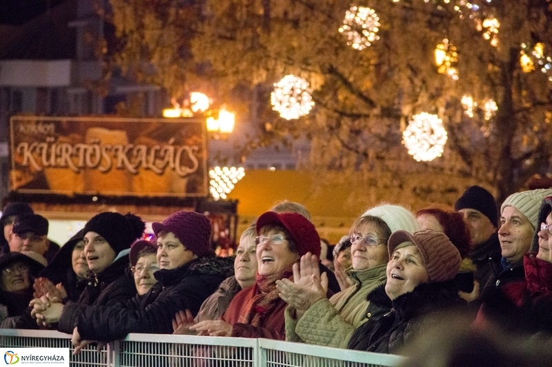 II Adventi gyertyagyújtás