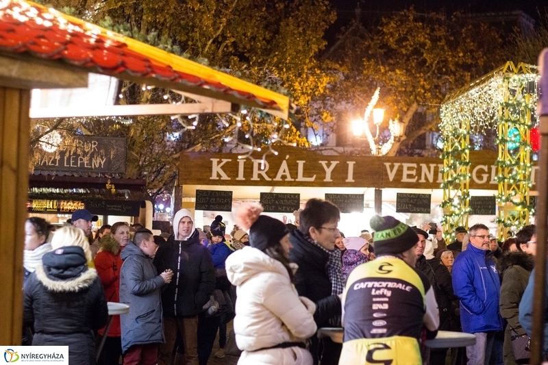 II Adventi gyertyagyújtás