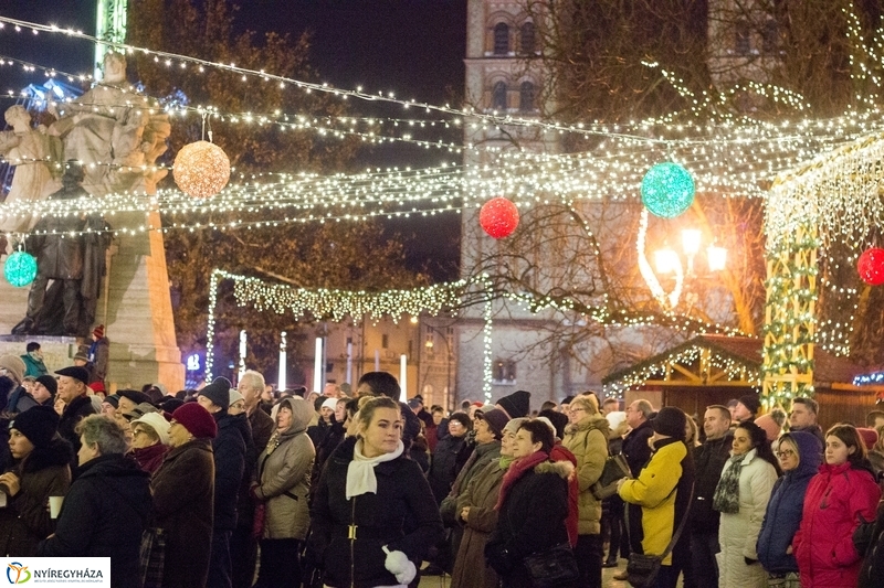 II Adventi gyertyagyújtás