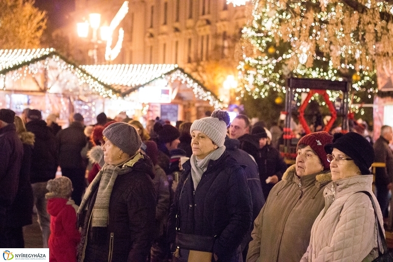 II Adventi gyertyagyújtás