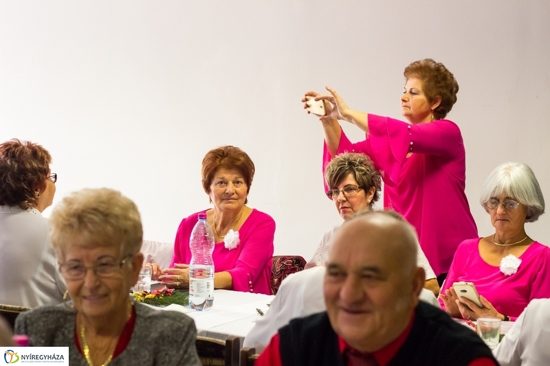 Karácsonyi ünnepség az Alvégesiben