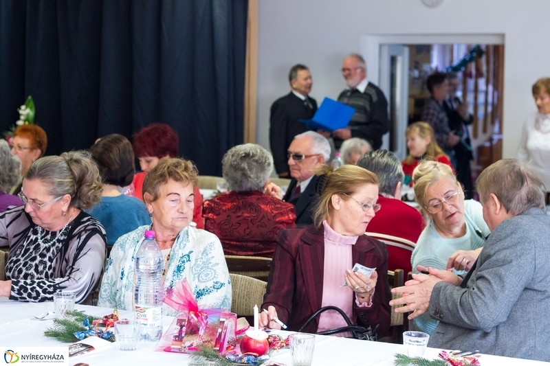 Karácsonyi ünnepség az Alvégesiben