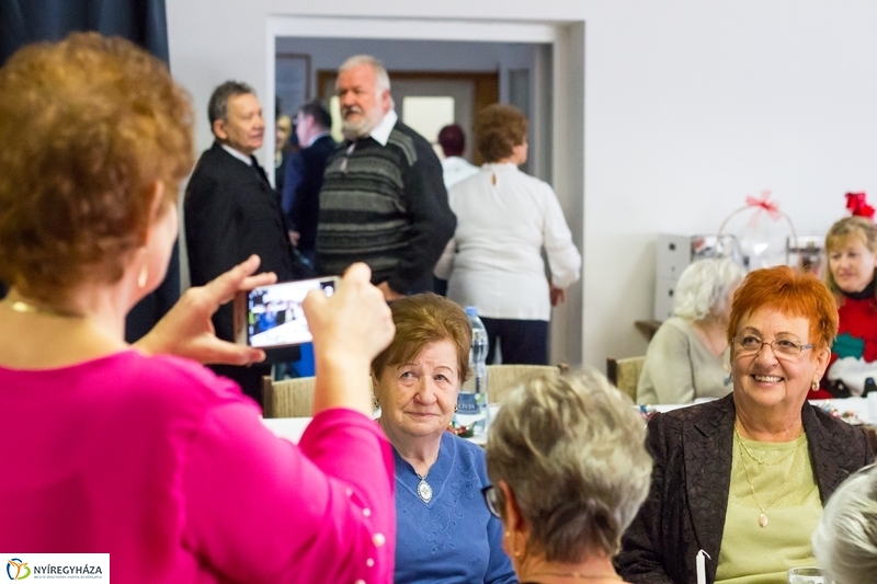 Karácsonyi ünnepség az Alvégesiben