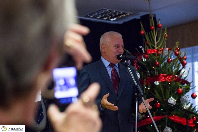 Karácsonyi ünnepség az Alvégesiben