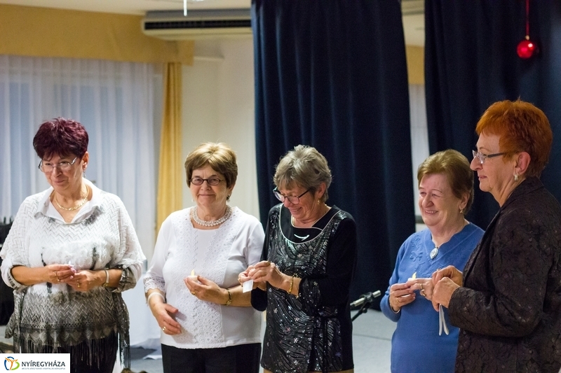 Karácsonyi ünnepség az Alvégesiben