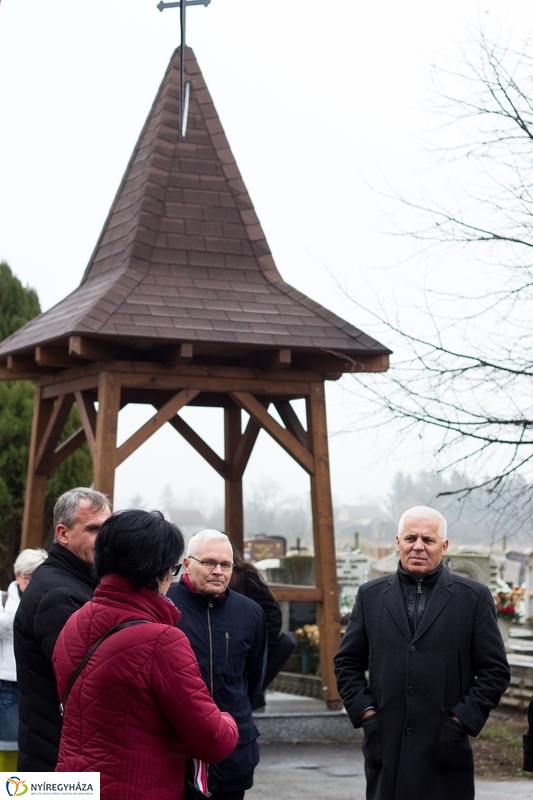 Felújított ravatalozó átadása Borbányán
