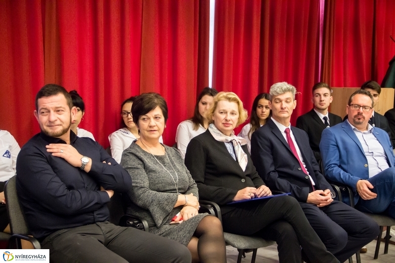 Zrínyi Ilona Gimnázium felújított kollégiumának átadója