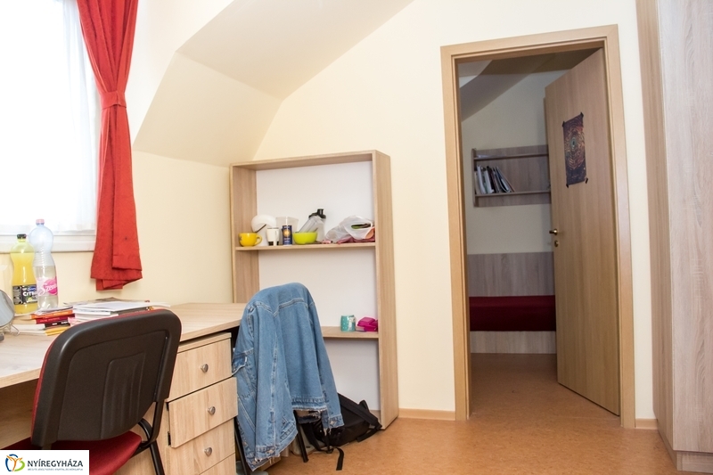 Zrínyi Ilona Gimnázium felújított kollégiumának átadója