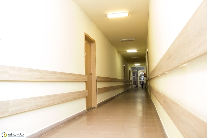 Zrínyi Ilona Gimnázium felújított kollégiumának átadója