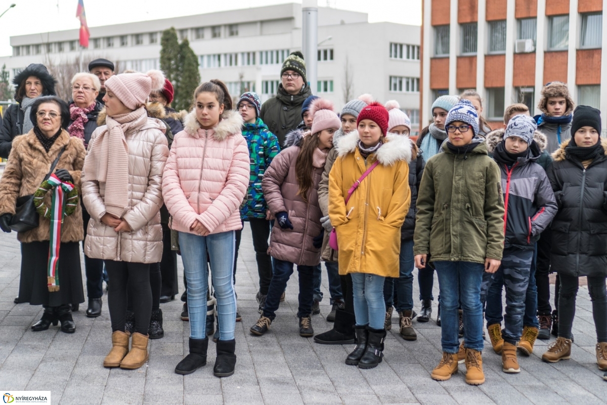 Váci Mihályra emlékeztek - fotó Kohut Árpád