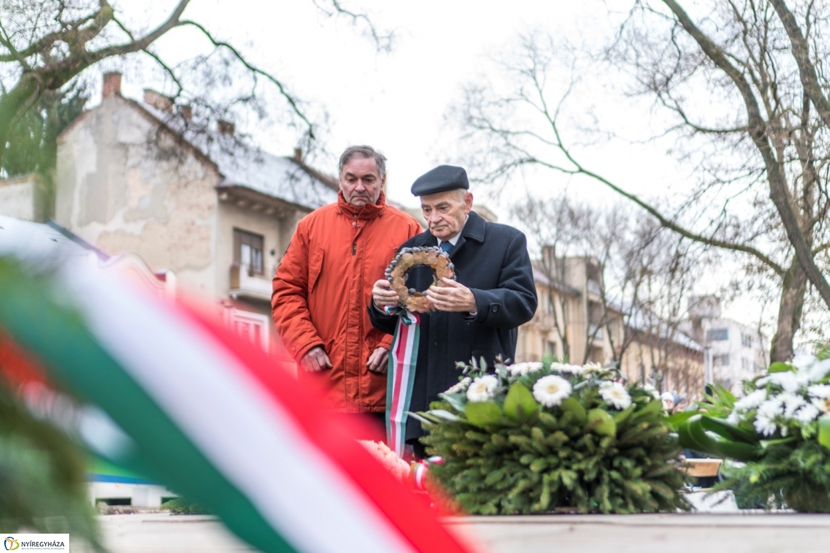 Váci Mihályra emlékeztek - fotó Kohut Árpád